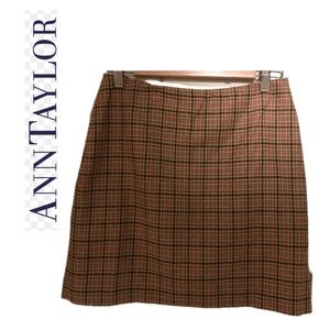ANN TAYLOR PETITES WOOL SKIRT